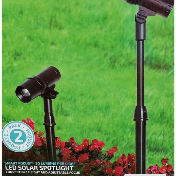 Energizer SmartYard Smart Focus LED 100 Lumen Solar Spotlight 2 Pack - Picture 3 of 8